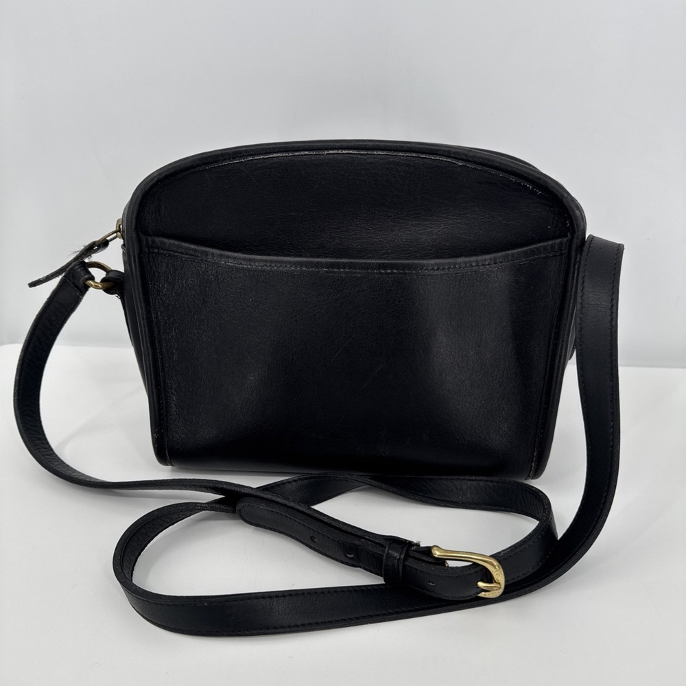 Vintage COACH Metropolis Black Smooth Leather Designer Zip Crossbody USA 9087
